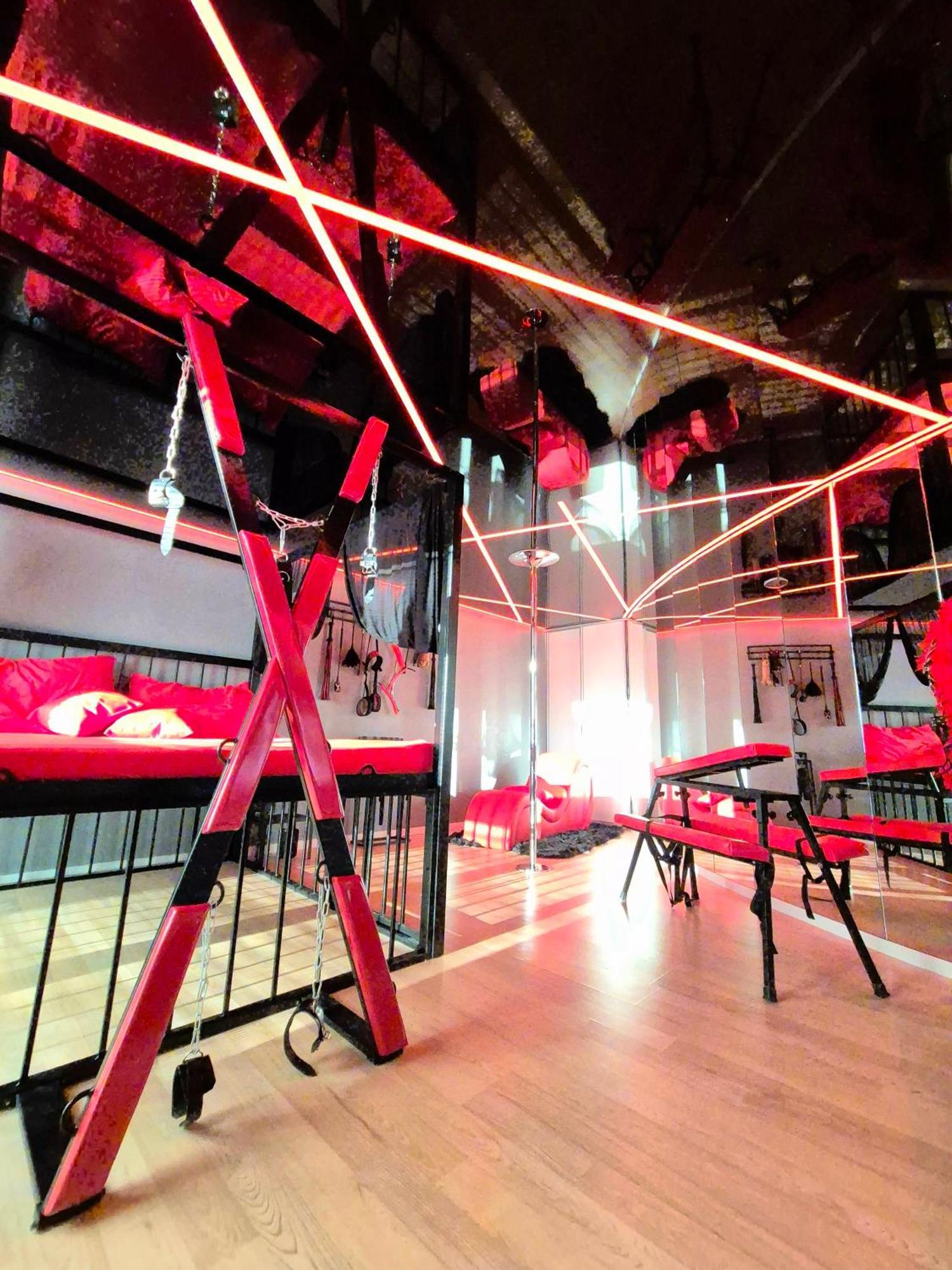 Bdsm Apartman V Bratislave -Adults Only Bratislava Exterior photo
